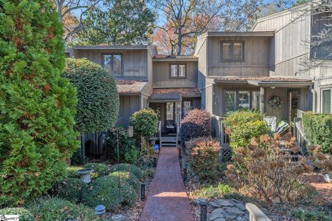 108 Inglewood Way
