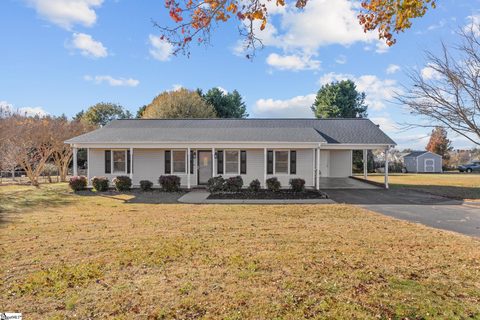 5435 Parris Bridge Road sold home in Highland Ridge, Boiling Springs, SC