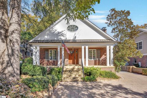 607 Crescent Avenue