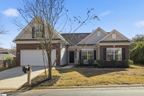 913 Breezewood Court sold home in Bent Creek Plantation, Greer, SC