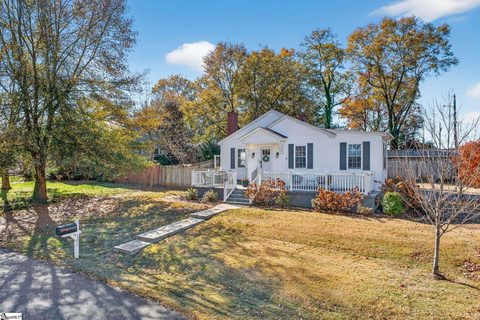 102 Griffin Drive sold home in College Heights, Greenville, SC
