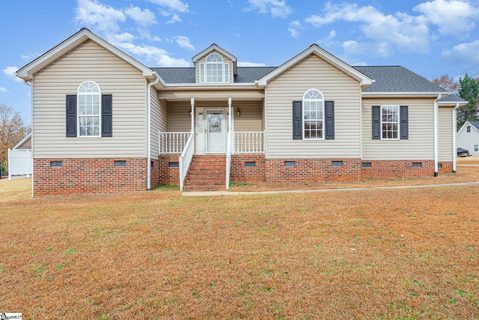 108 Brooke Lee Circle sold home in Beaver Brook, Taylors, SC