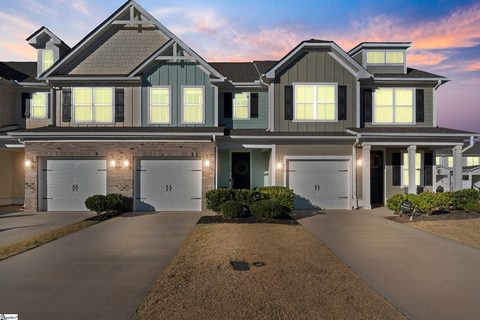 34 Red Horse Way
