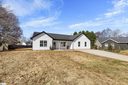 206 Dexter Bend Court sold home in Fountain Inn, SC