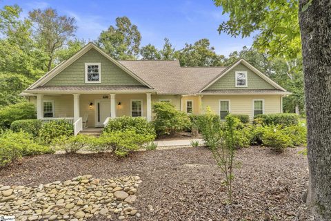 105 Sally Reed Road sold home in The Bluffs At High Point, Belton, SC