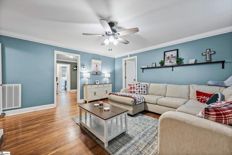 17 Brookview Circle