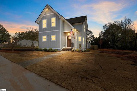 Homes in Pleasant Valley, Greenville