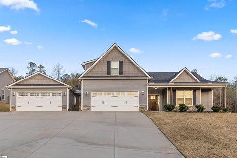 251 Inlet Pointe Drive sold home in Inlet Pointe, Anderson, SC