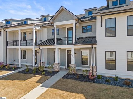 1208 N Pinot Road active home in Townes At Squires Pointe, Duncan, SC