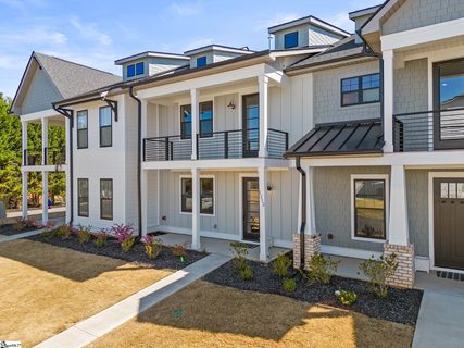 1212 N Pinot Road active home in Townes At Squires Pointe, Duncan, SC