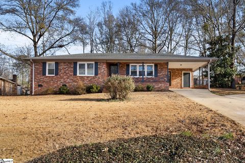 218 Richmond Drive sold home in Richmond Hills, Greenville, SC