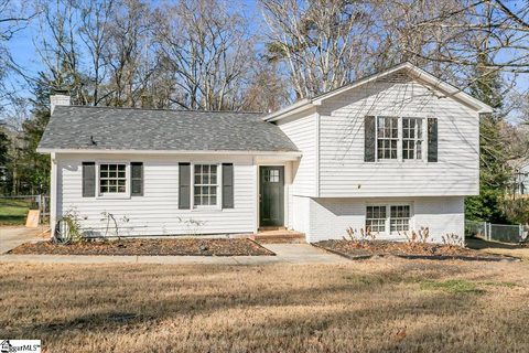 614 Gray Fox Square sold home in Gray Fox Run, Taylors, SC