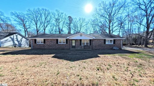 1202 Brookwood Drive sold home in Brookwood Park, Boiling Springs, SC