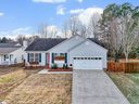 203 N Sandy Brook Way sold home in Simpsonville, SC