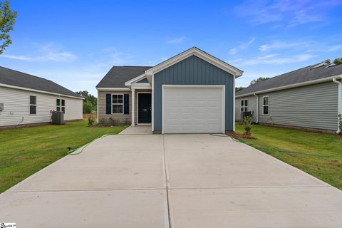 134 Cloverfield Lane pending home in Evergreen, Spartanburg, SC