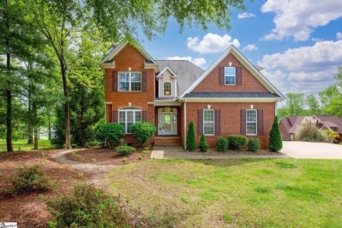 611 Star Drive sold home in Sunset Point, Lyman, SC