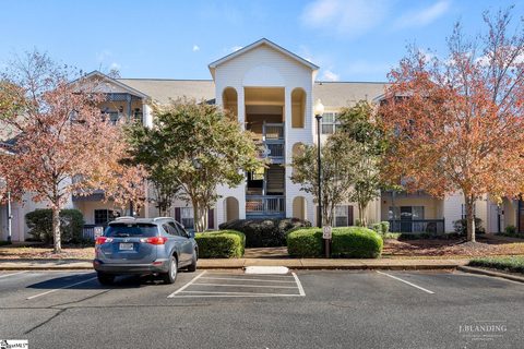 111 Wexford Drive Unit 303