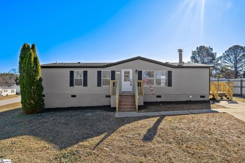 310 Walnut Court sold manufactured home in Walnut Crest, Fountain Inn, SC