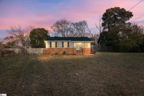 3 Fairlane Circle sold home in Laurel Heights, Greenville, SC