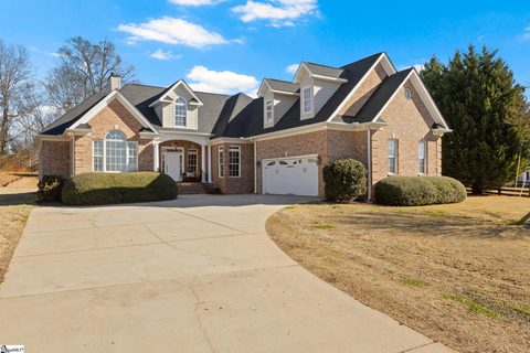 2 Hunters Landing Drive active home in Hunters Landing, Greer, SC