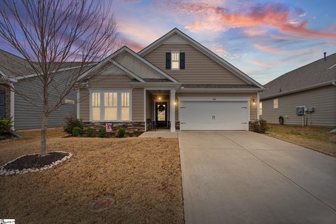 607 Raleighwood Lane
