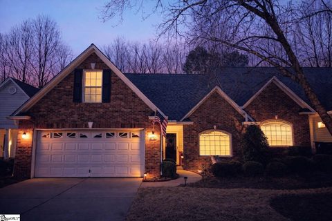 426 Windbrook Circle sold townhome in Ivybrooke, Greenville, SC