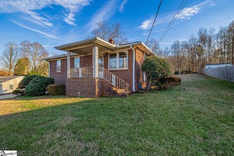 18 Derwood Circle sold home in Sharon Park, Greenville, SC