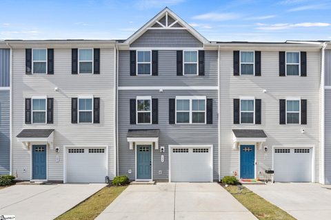 104 Verdant Leaf Way sold townhome in August Brook, Greenville, SC