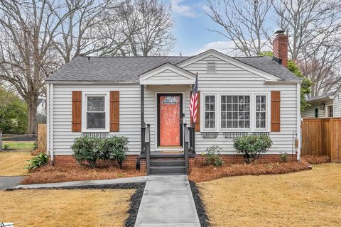 215 Landwood Avenue sold home in Fair Heights, Greenville, SC