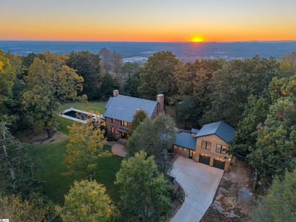220 Lake Circle Drive sold home in Paris Mt, Greenville, SC