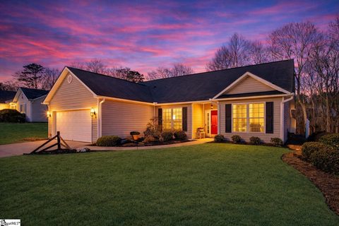132 Fledgling Way sold home in Cardinal Woods, Easley, SC