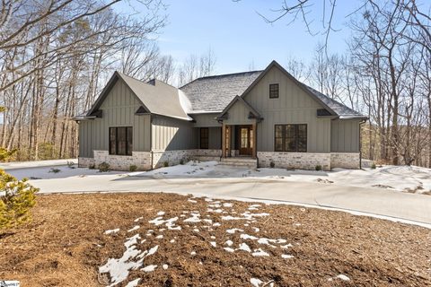 328 Glen Hollow Road active home in Cliffs Valley, Travelers Rest, SC
