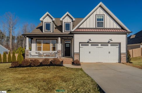 224 Grayson Drive sold home in Grayson Pointe, Travelers Rest, SC