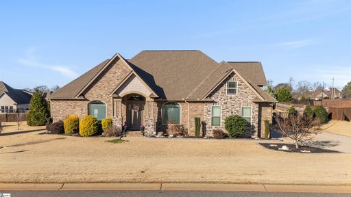 321 La Novia Court sold home in Monreve Village, Boiling Springs, SC