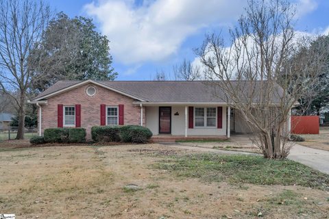 614 Heathwood Drive sold home in Colonial Hills, Taylors, SC