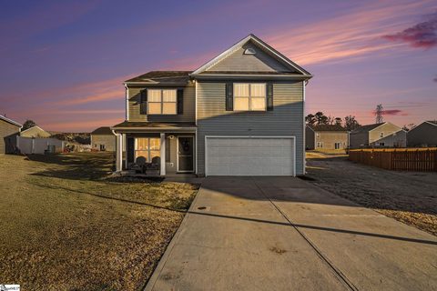 5 Rosin Court active home in Cambridge Walk, Piedmont, SC