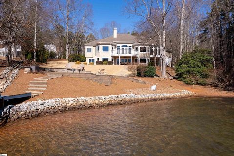 613 Lighthouse Court sold home in Beacon Shores, Seneca, SC
