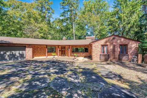 211 Beechwood Drive sold home in Fernwood, Spartanburg, SC