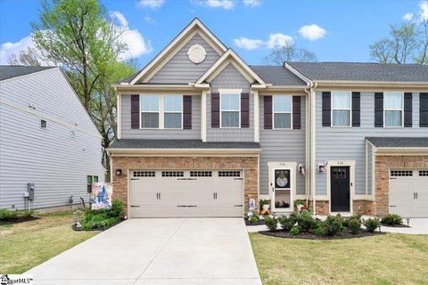 532 Martin Creek Drive sold home in Merrydale Village, Simpsonville, SC