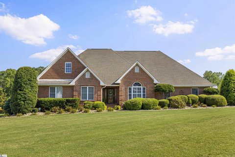 350 Royal Burgess Drive sold home in Links O Tryon, Campobello, SC