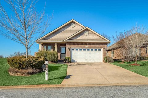 210 Scottish Avenue sold home in Fox Trace, Simpsonville, SC