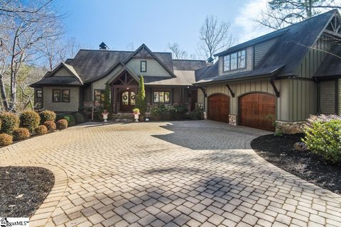 206 Feather Bell Lane