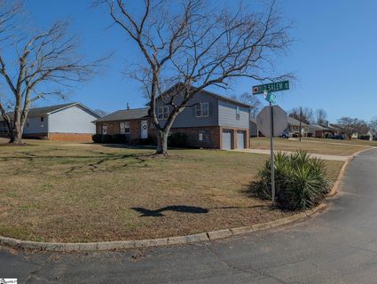 207 Old Salem Road sold home in Salem Estates, Moore, SC