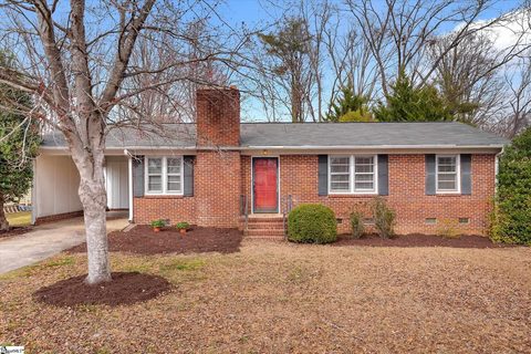 9 Forestdale Drive sold home in Forestdale Heights, Taylors, SC