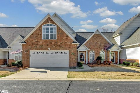 103 Wyndham Court sold townhome in Ivybrooke, Greenville, SC