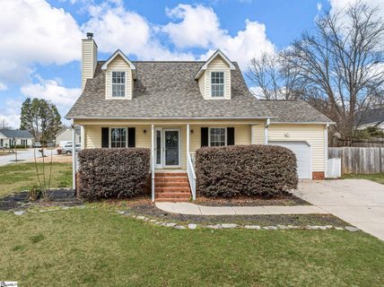 801 Dunwoody Drive