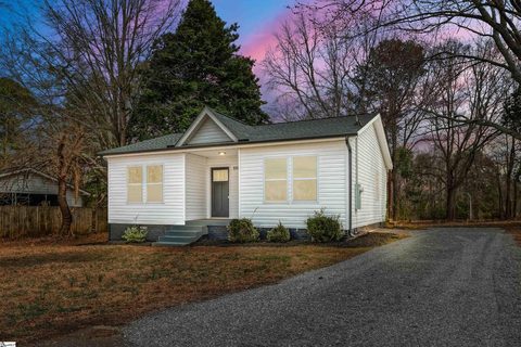 325 Hillcrest Circle sold home in Burdine, Anderson, SC