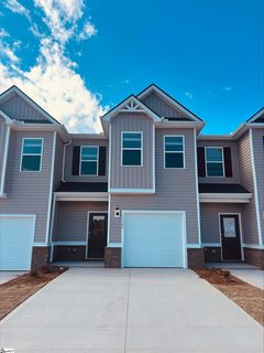 1324 Roadstead Lane