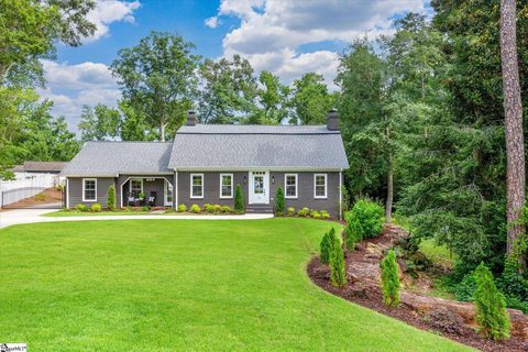 106 Ramblewood Lane