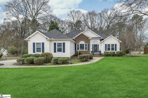 104 Camperdown Court sold home in Belmont Plantation, Easley, SC